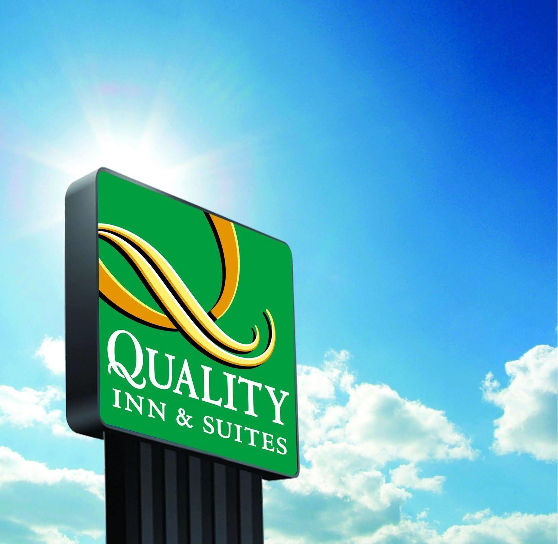 Quality Inn & Suites Silverdale Bangor-Keyport Eksteriør bilde