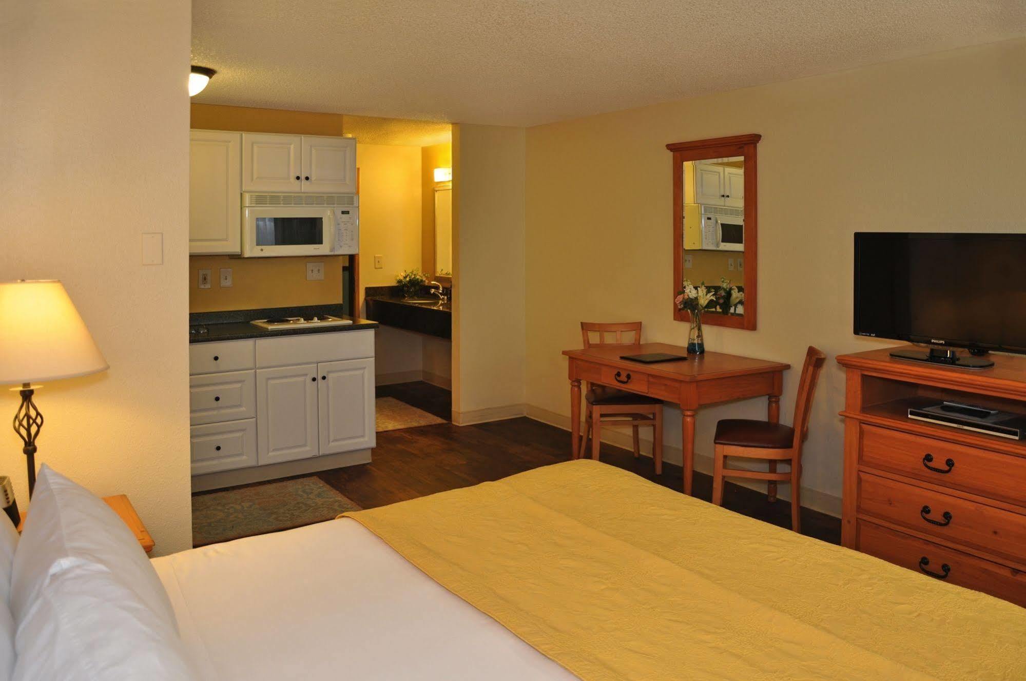Quality Inn & Suites Silverdale Bangor-Keyport Eksteriør bilde